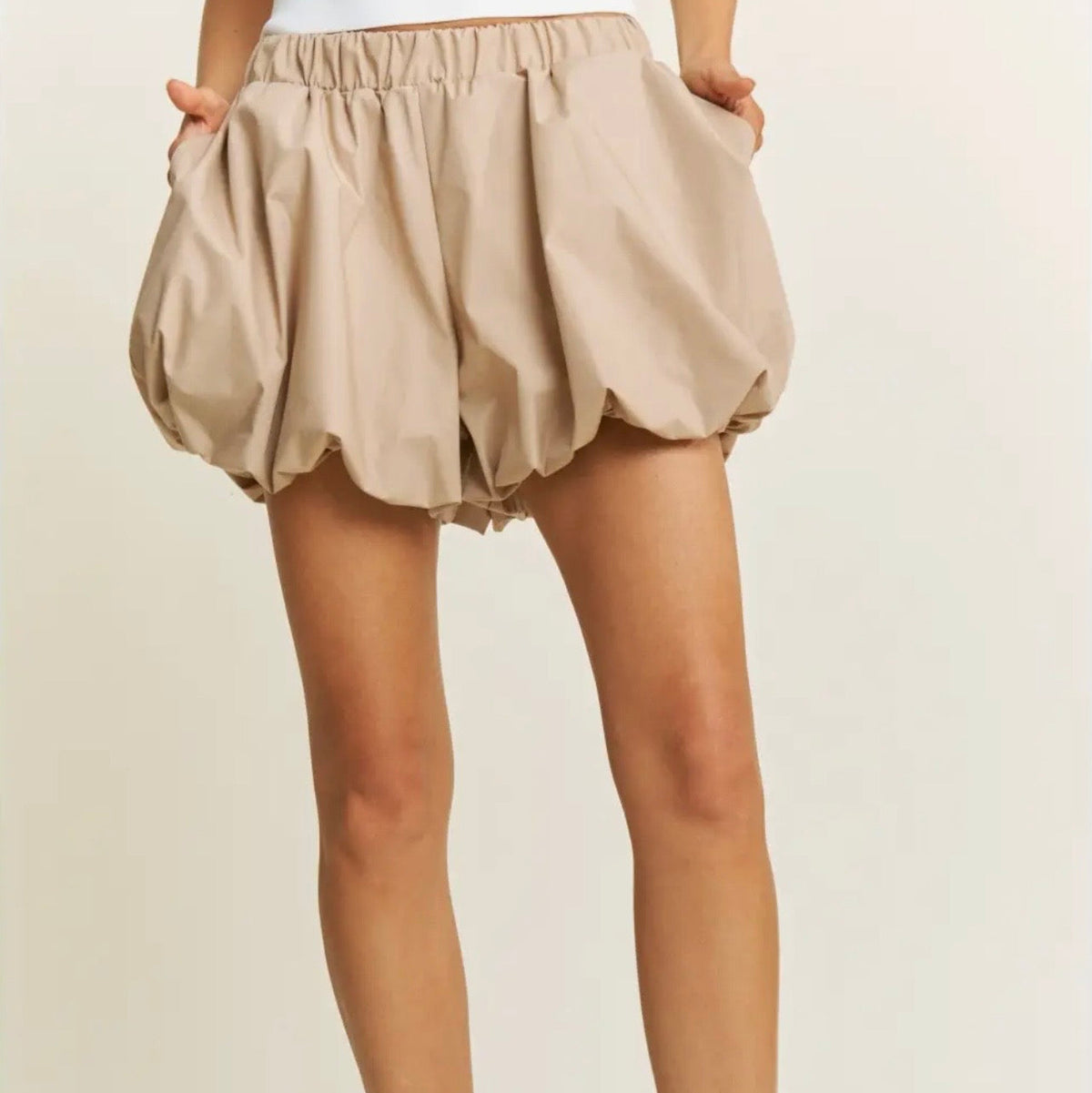 BUBBLE SHORT - KHAKI