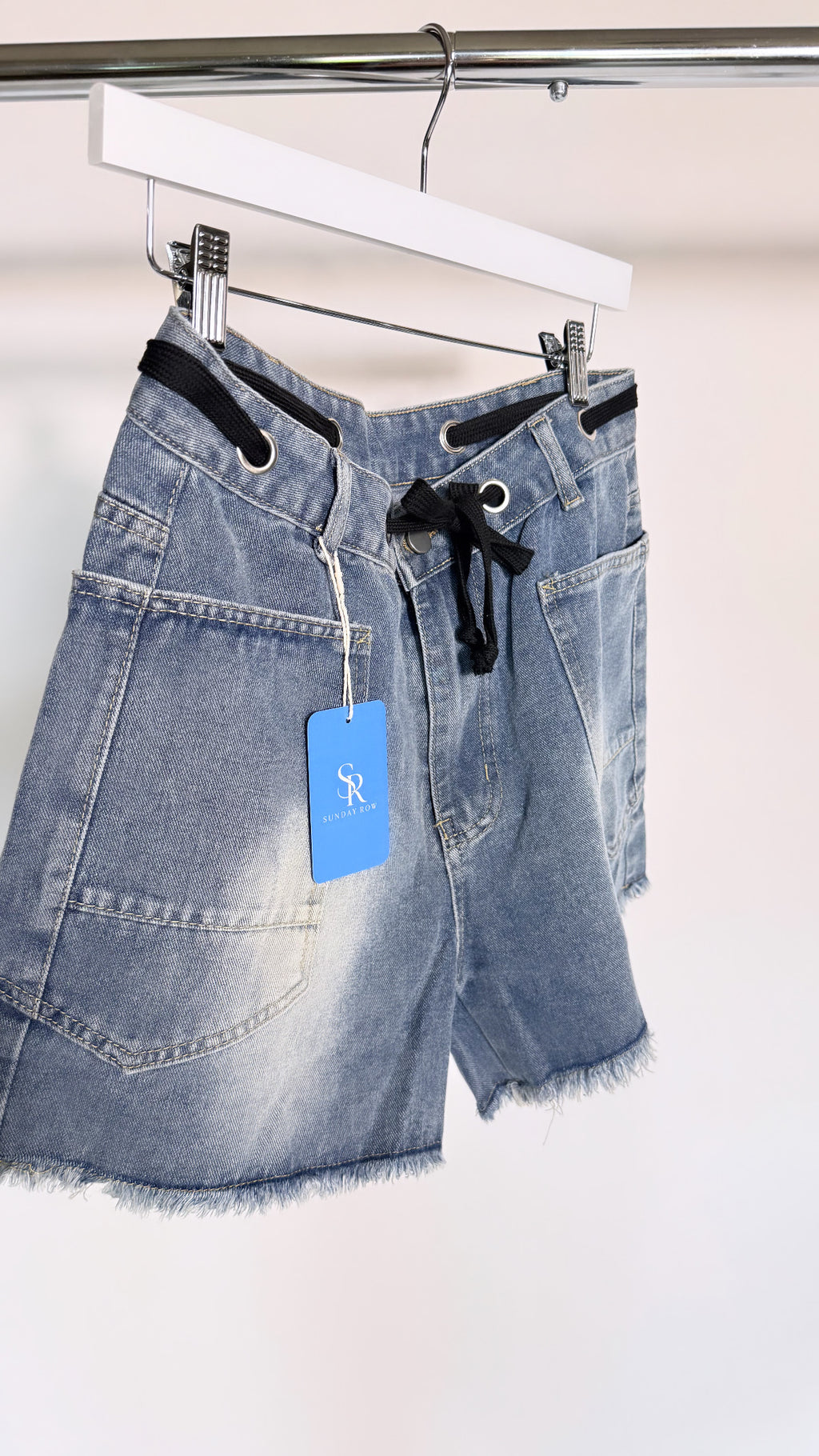 Costal Knot Denim Shorts
