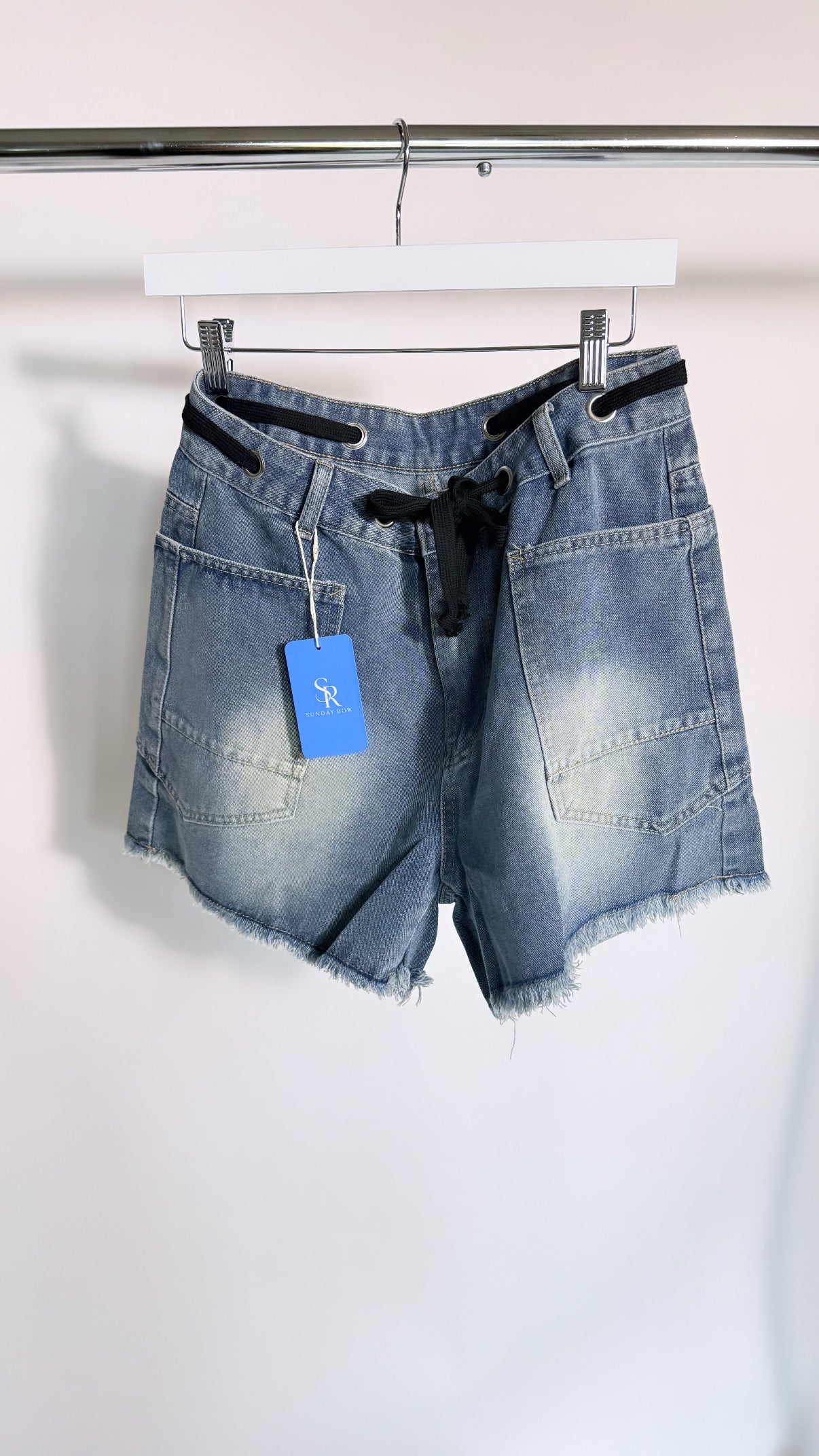 Costal Knot Denim Shorts