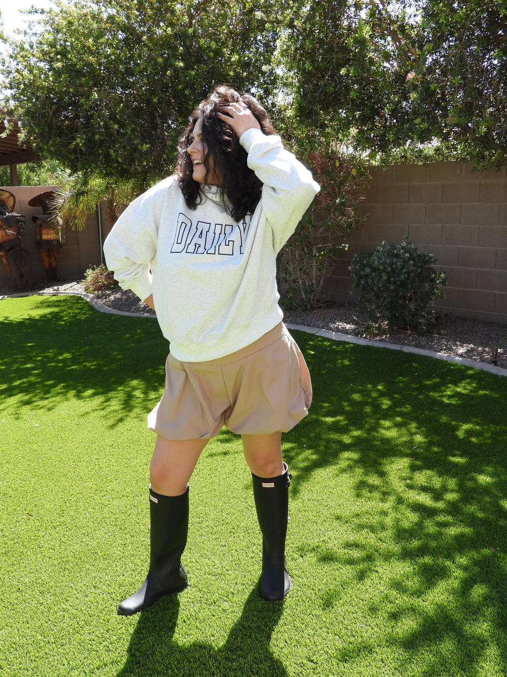 THE DAILY RESET SWEATSHIRT