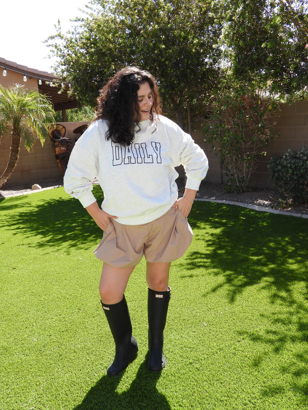 THE DAILY RESET SWEATSHIRT