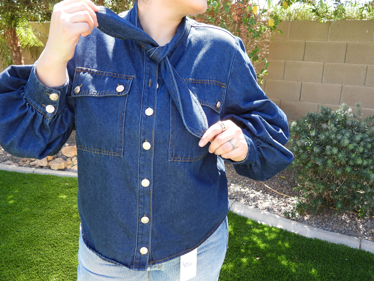 THE SUNDAY SOCIAL DENIM TOP