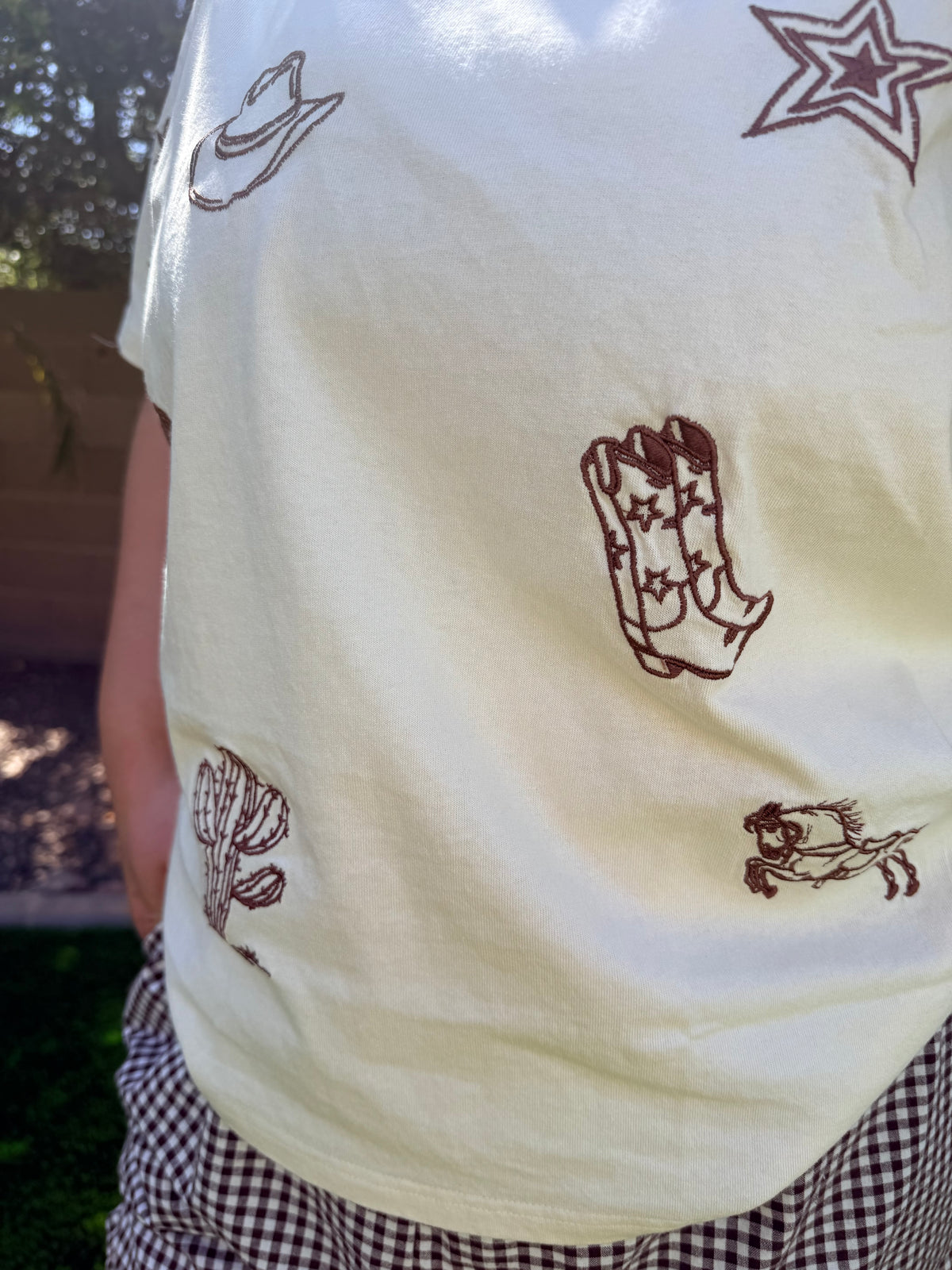 THE HOWDY HONEY TEE